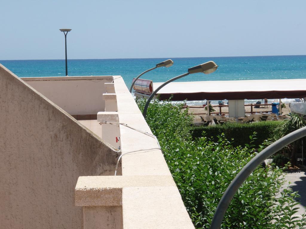Apartamentos Irta Playa 阿尔考斯布里 外观 照片