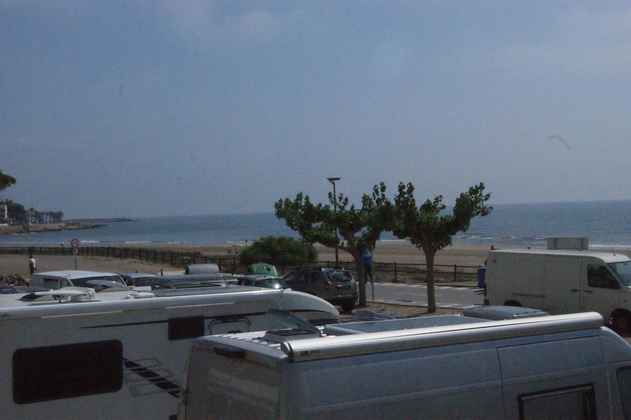 Apartamentos Irta Playa 阿尔考斯布里 外观 照片